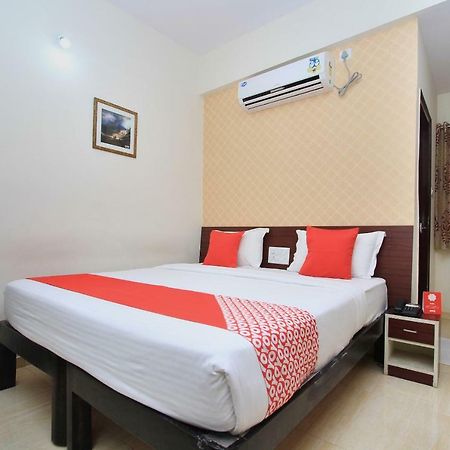 Oyo 2183 Hotel Fortune City Kammasandra Bagian luar foto